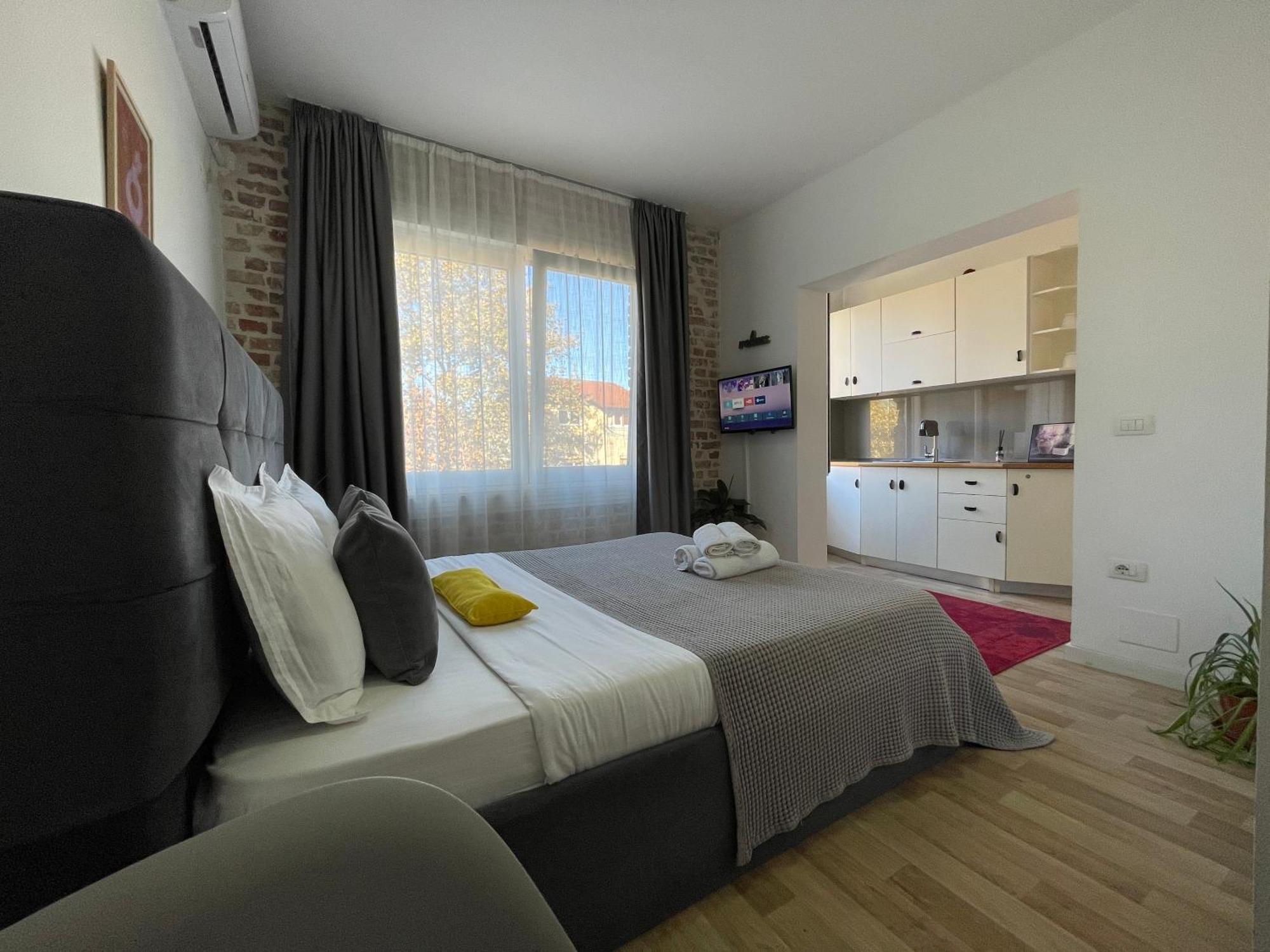 טיראנה Bricks Studio Apartments מראה חיצוני תמונה