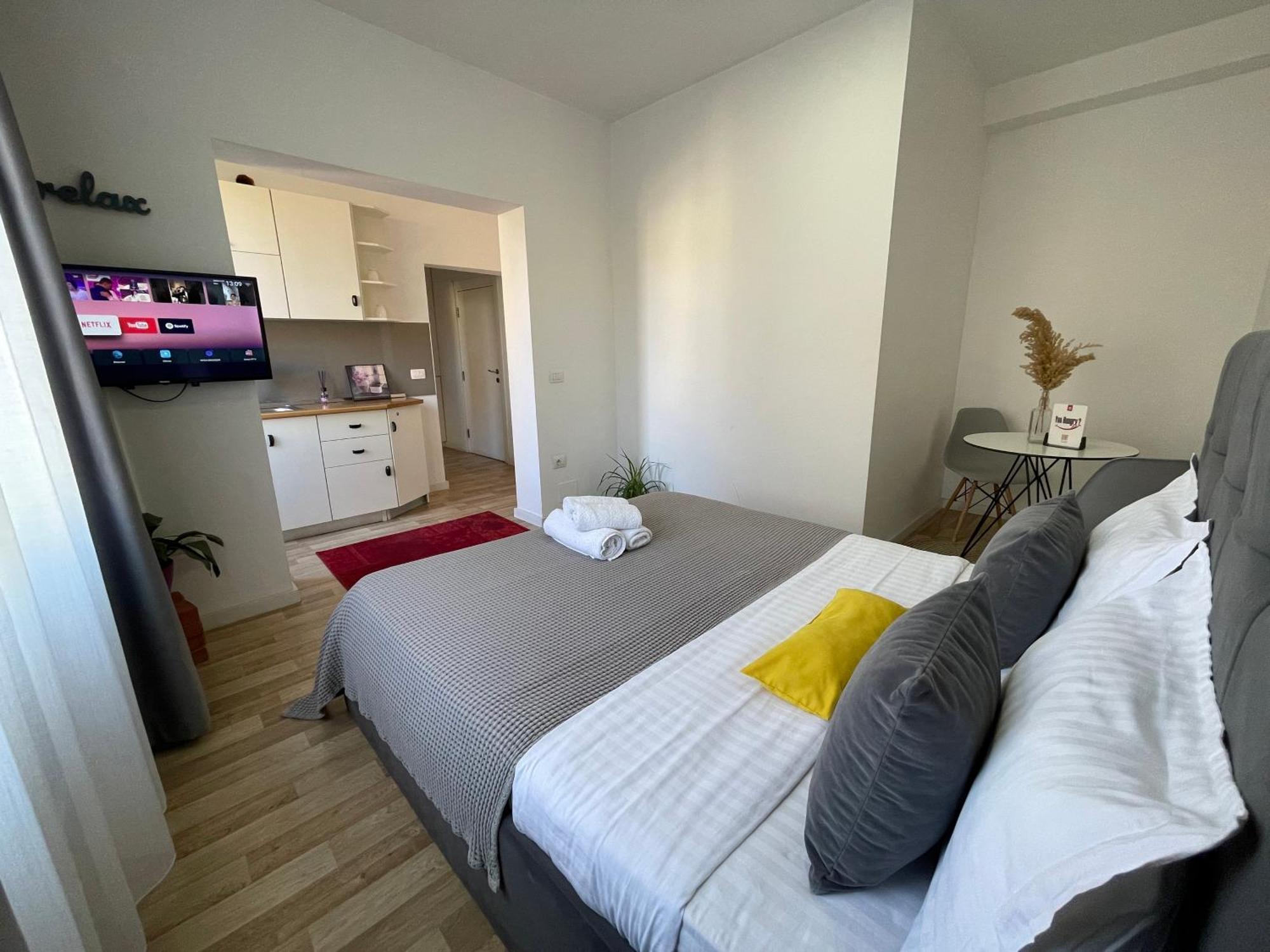 טיראנה Bricks Studio Apartments מראה חיצוני תמונה