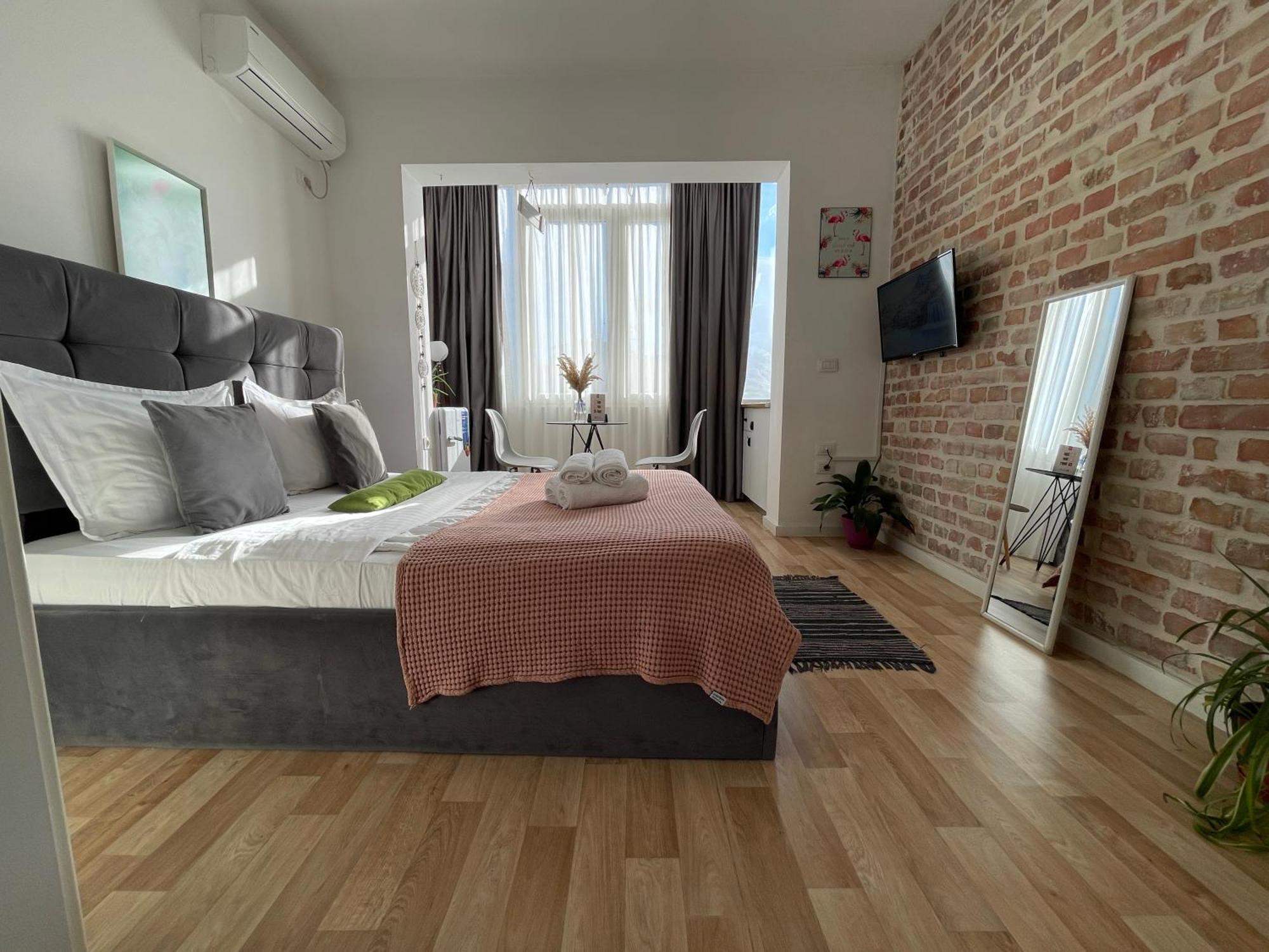 טיראנה Bricks Studio Apartments מראה חיצוני תמונה