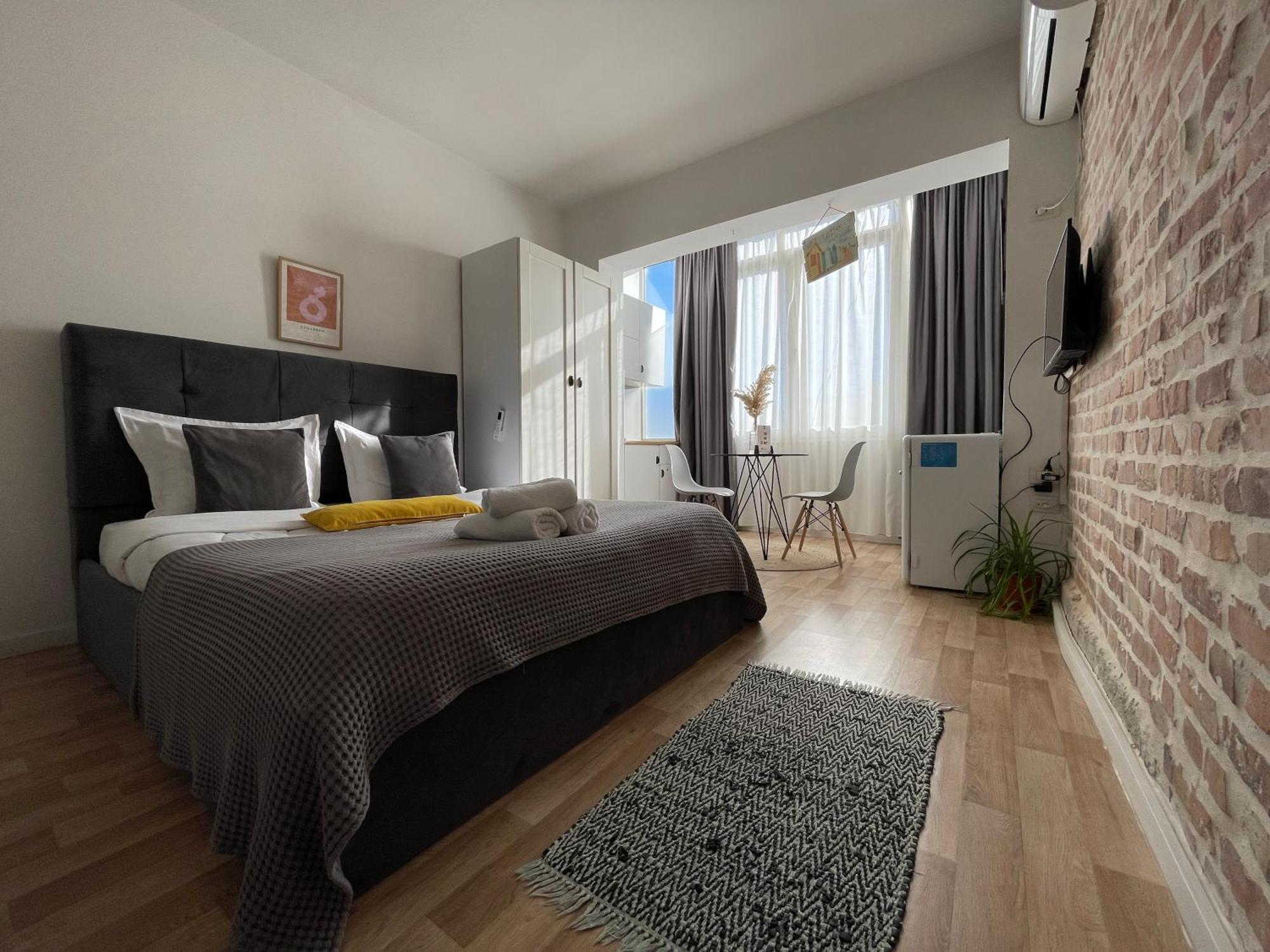 טיראנה Bricks Studio Apartments מראה חיצוני תמונה